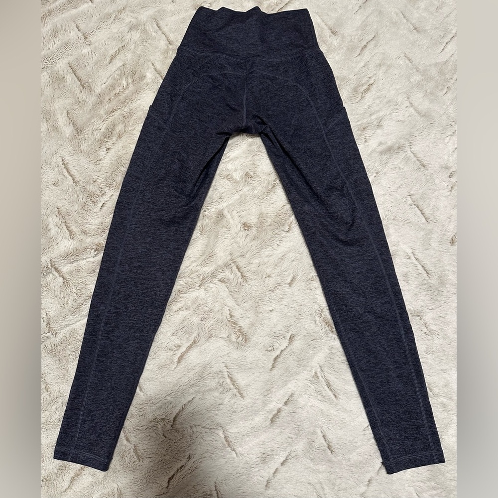 Aerie Offline High Waisted The Hugger Legging Hi-Rise - Picture 12 of 16